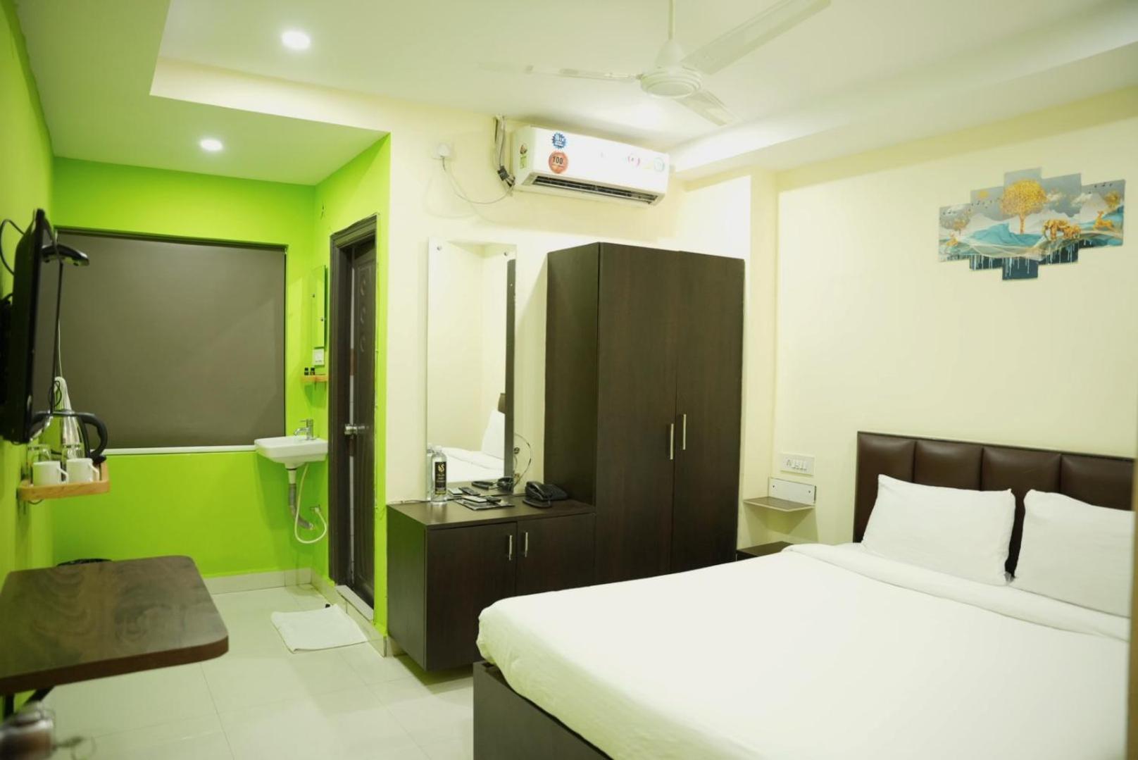 Da Lara Suites Kondapur  Ngoại thất bức ảnh